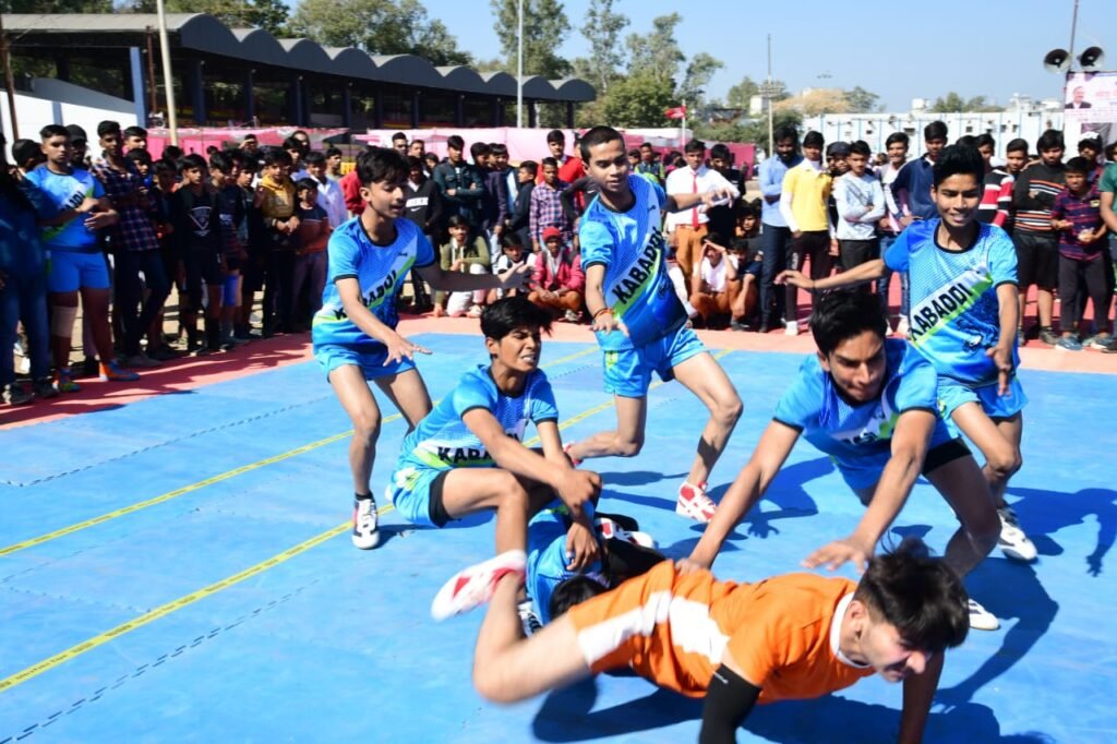 खेल चेतना मेला : अंतराष्ट्रीय पहलवान साक्षी मलिक ने किया शुभारंभ, कॉलेज रोड से नेहरू स्टेडियम तक निकली रैली 2 IMG 20230109 WA0059