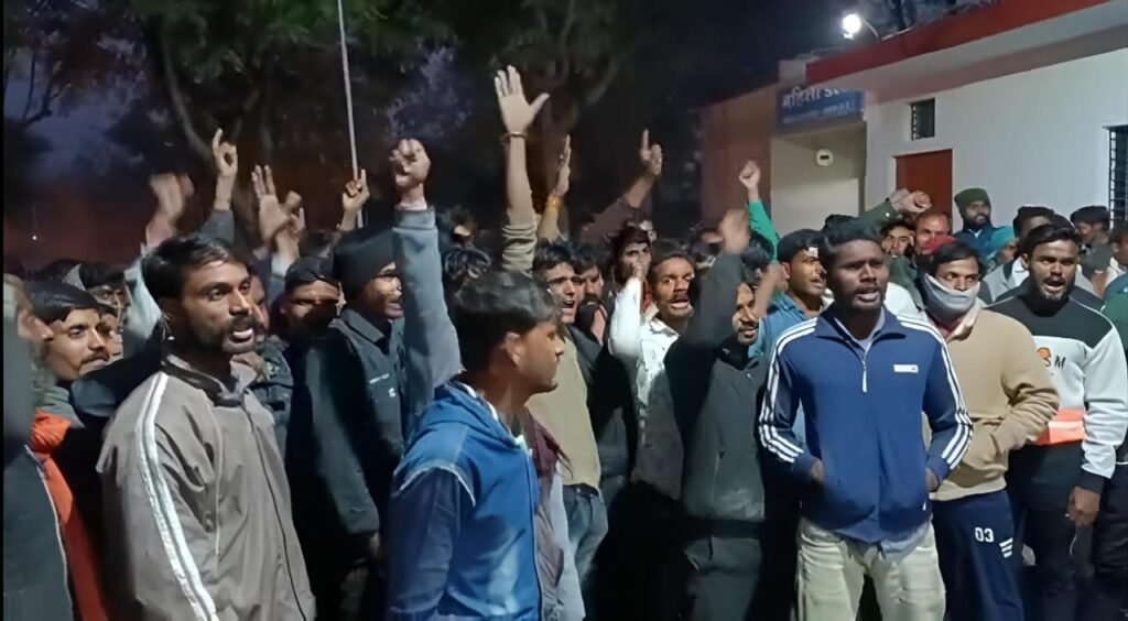 21 घंटे में दूसरी बार : दिवेल के बाद अब चिकलाना में दो पक्ष आमने-सामने, उपसरपंच की शिकायत पर 4 के खिलाफ FIR 1 IMG 20230127 WA0047