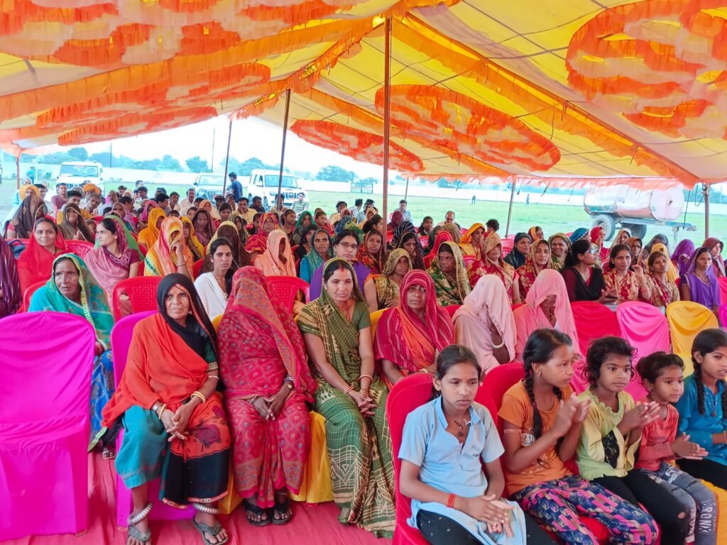 विकास पर्व : 164 लाख के विकास कार्यों का विधायक दिलीप मकवाना ने किया शिलापूजन व लोकार्पण 1 IMG 20230722 WA0044