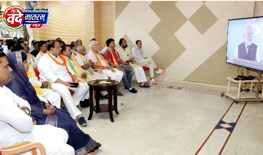 पीएम की बड़ी सौगात : मेगा इंडस्ट्रियल पार्क की आधारशिला रखते ही रतलाम में छाया उल्लास 1 IMG 20230914 161015