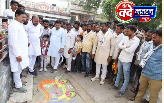 MP ELECTION-2023 : रतलाम के जावरा में त्रिकोणीय मुकाबले में कांटे की टक्कर, प्रत्याशी जीवन सिंह को बच्चे, बुजुर्ग और युवाओं का समर्थन 1 IMG 20231111 115041