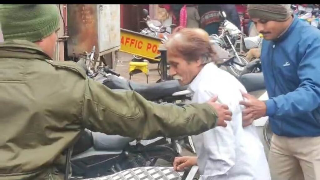 रतलाम में शर्मशार घटना : कक्षा आठवीं की छात्रा से दुष्कर्म, आरोपी मेडिकल स्टोर संचालक पुलिस हिरासत में 1 10 01 2024 ratlam police arrest misdeed