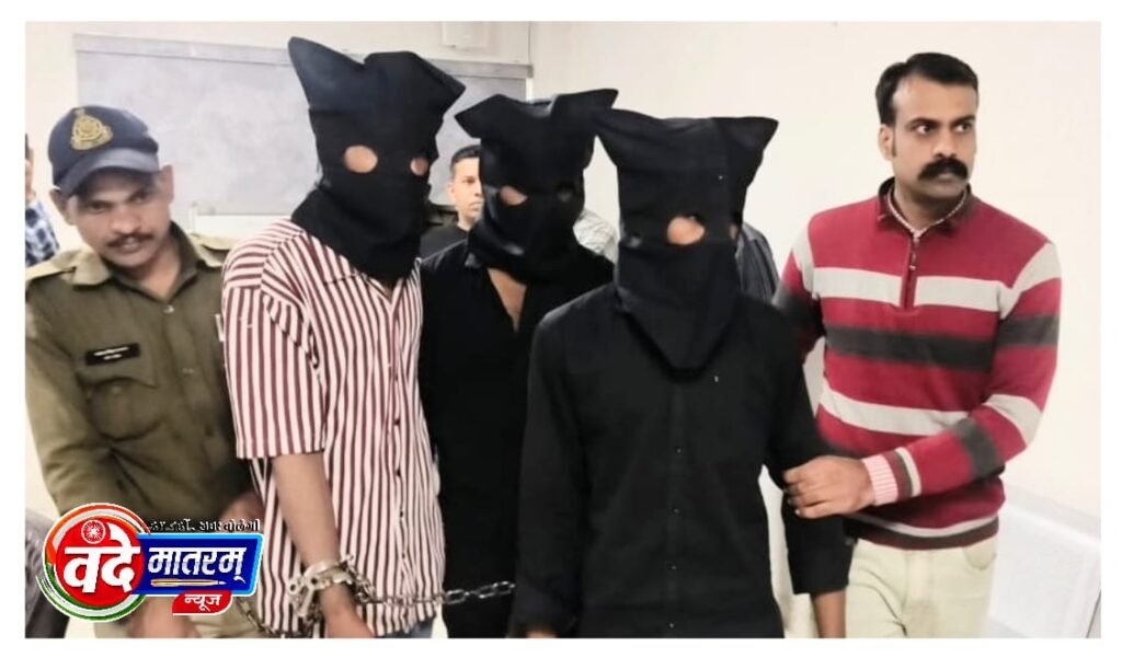 रतलाम में चोरी का खुलासा : बदमाशों को हायर कर नौकर ने करवाई वारदात, इंदौर में खरीदे दो एप्पल के मोबाइल 1 IMG 20250120 WA0062