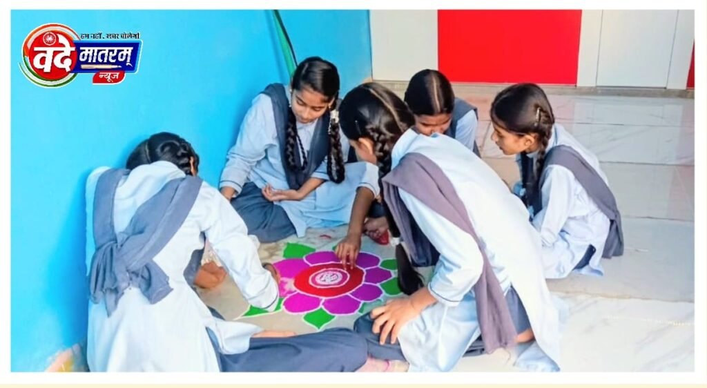 रतलाम में सेवा का दीपोत्सव : गुरु रामदास पब्लिक स्कूल ने मानवता के दीपों से जगमगाया "अपना घर आश्रम" 2 IMG 20251016 WA0090