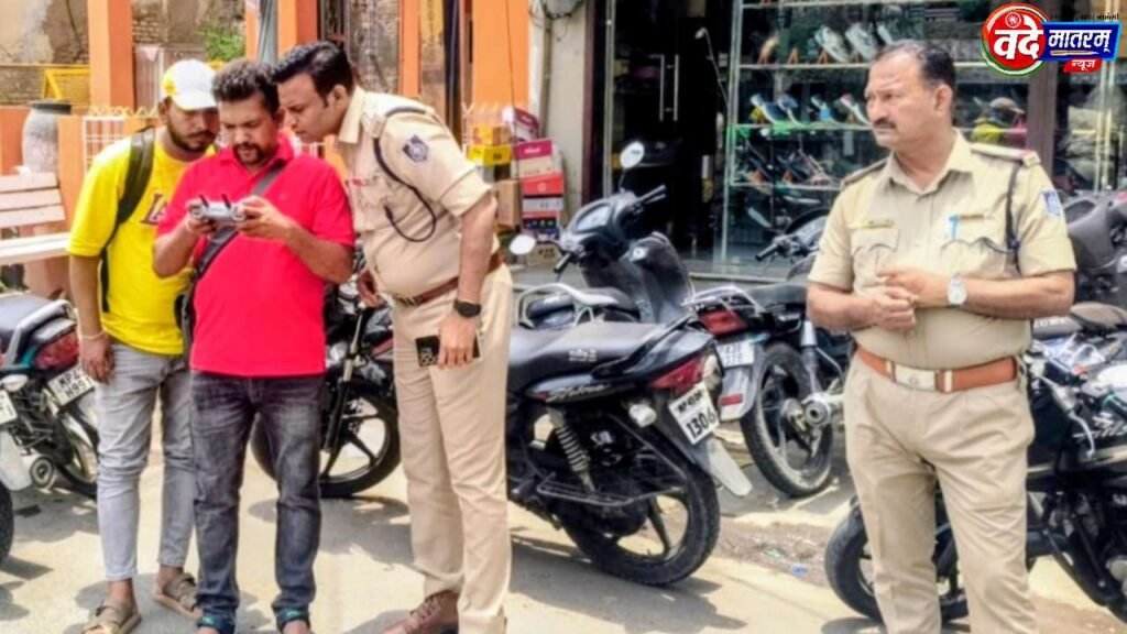 Ratlam Police on alert