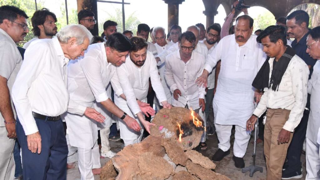 Ratlam : मुख्यमंत्री डॉ. मोहन यादव आज रतलाम पहुंचेंगे, स्वर्गीय तेजकुंवर बाई काश्यप को अर्पित करेंगे श्रद्धांजलि 2 20261013 072932